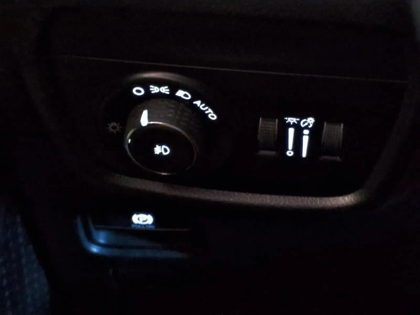 Jeep Grand Cherokee photo 28