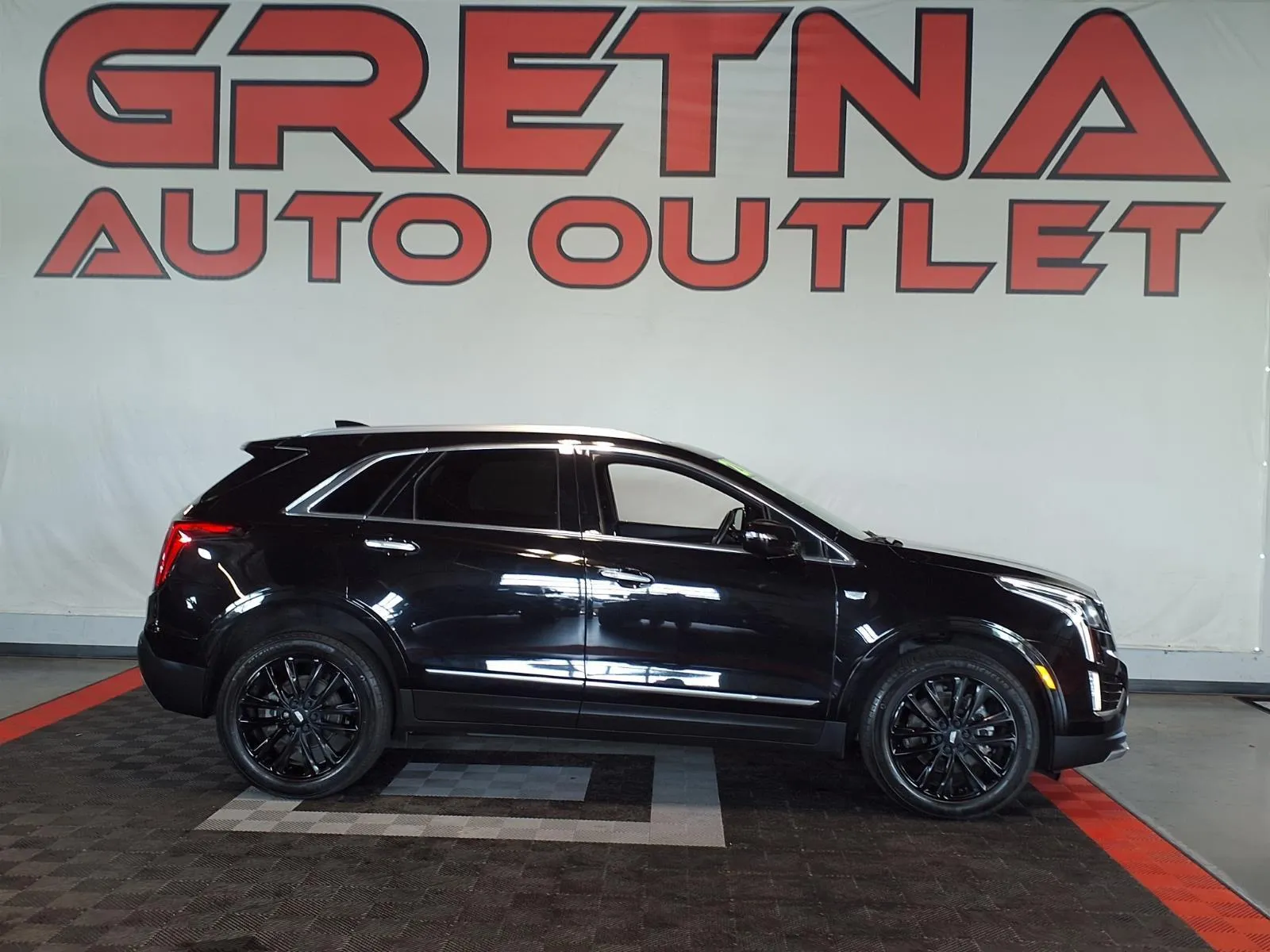 Black 2021 Cadillac XT5 Premium Luxury for sale in Gretna, NE