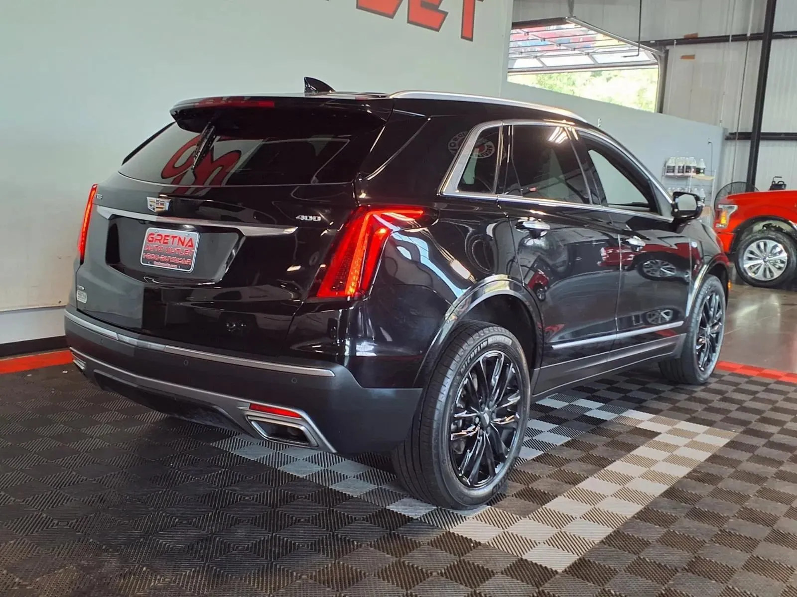 Cadillac XT5 photo 9