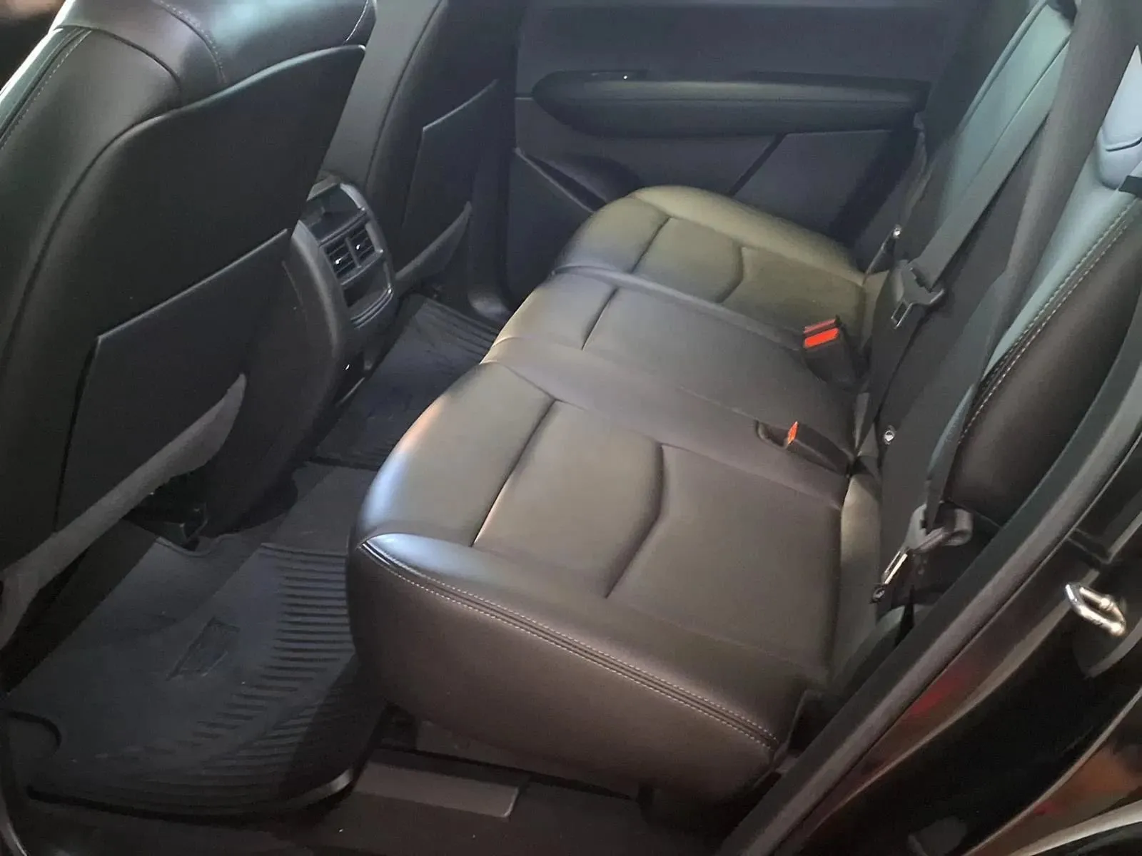 Cadillac XT5 photo 15