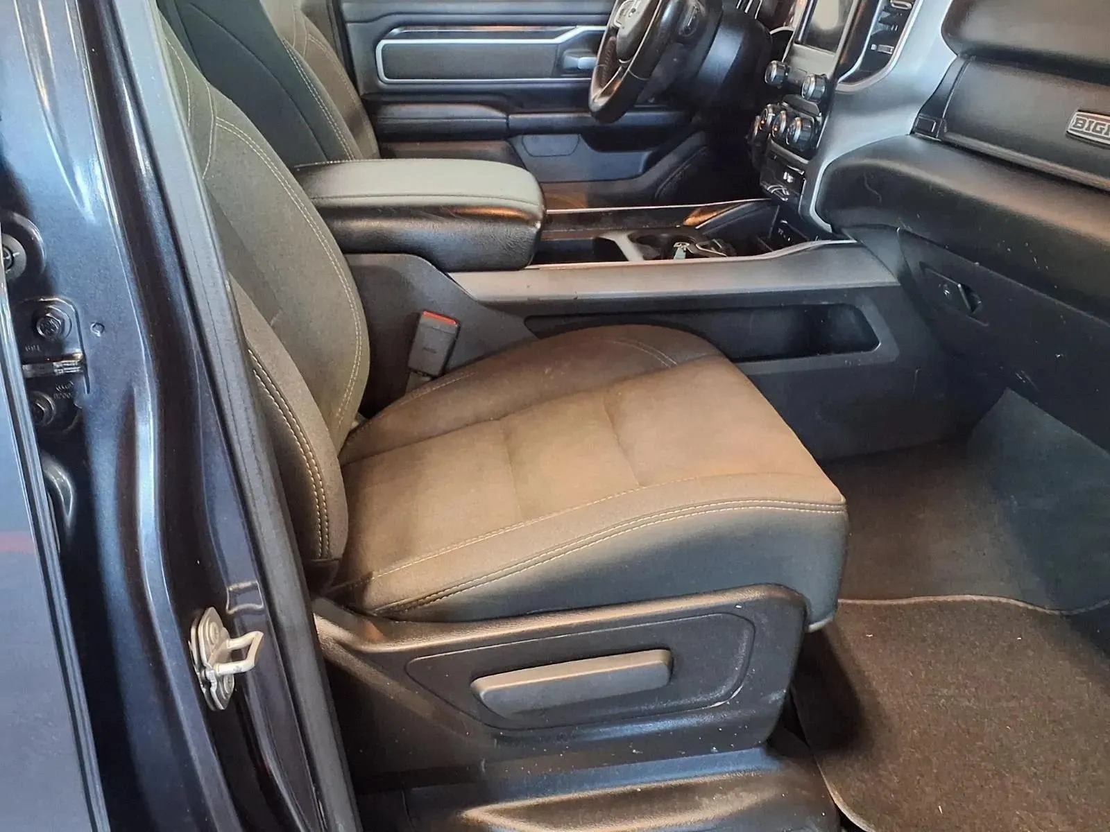 Ram 1500 photo 13