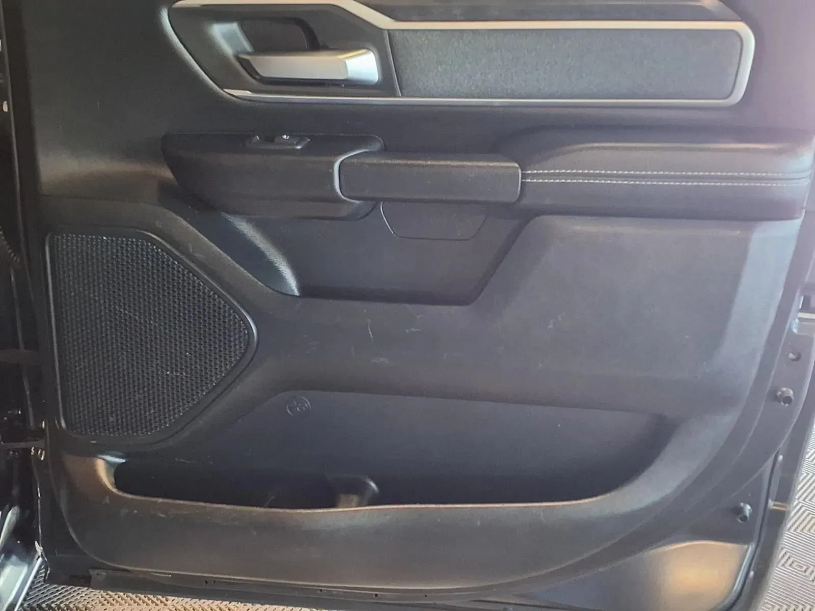 Ram 1500 photo 10