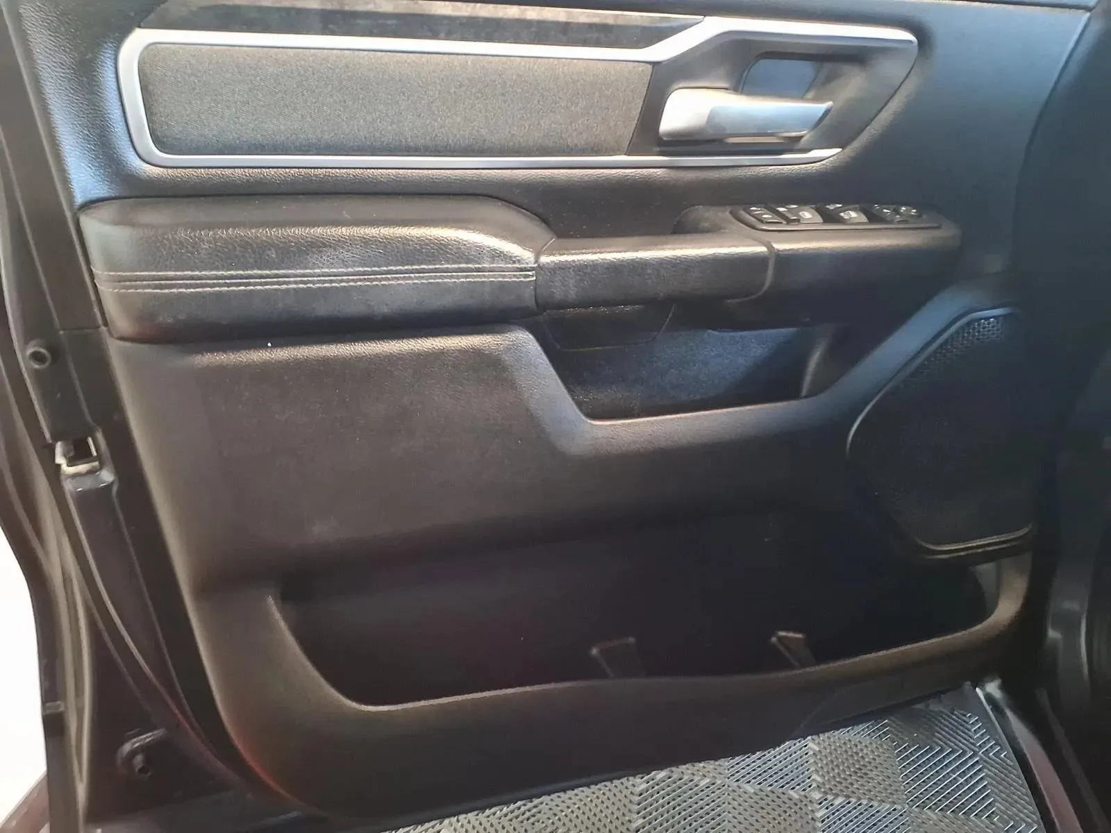 Ram 1500 photo 17