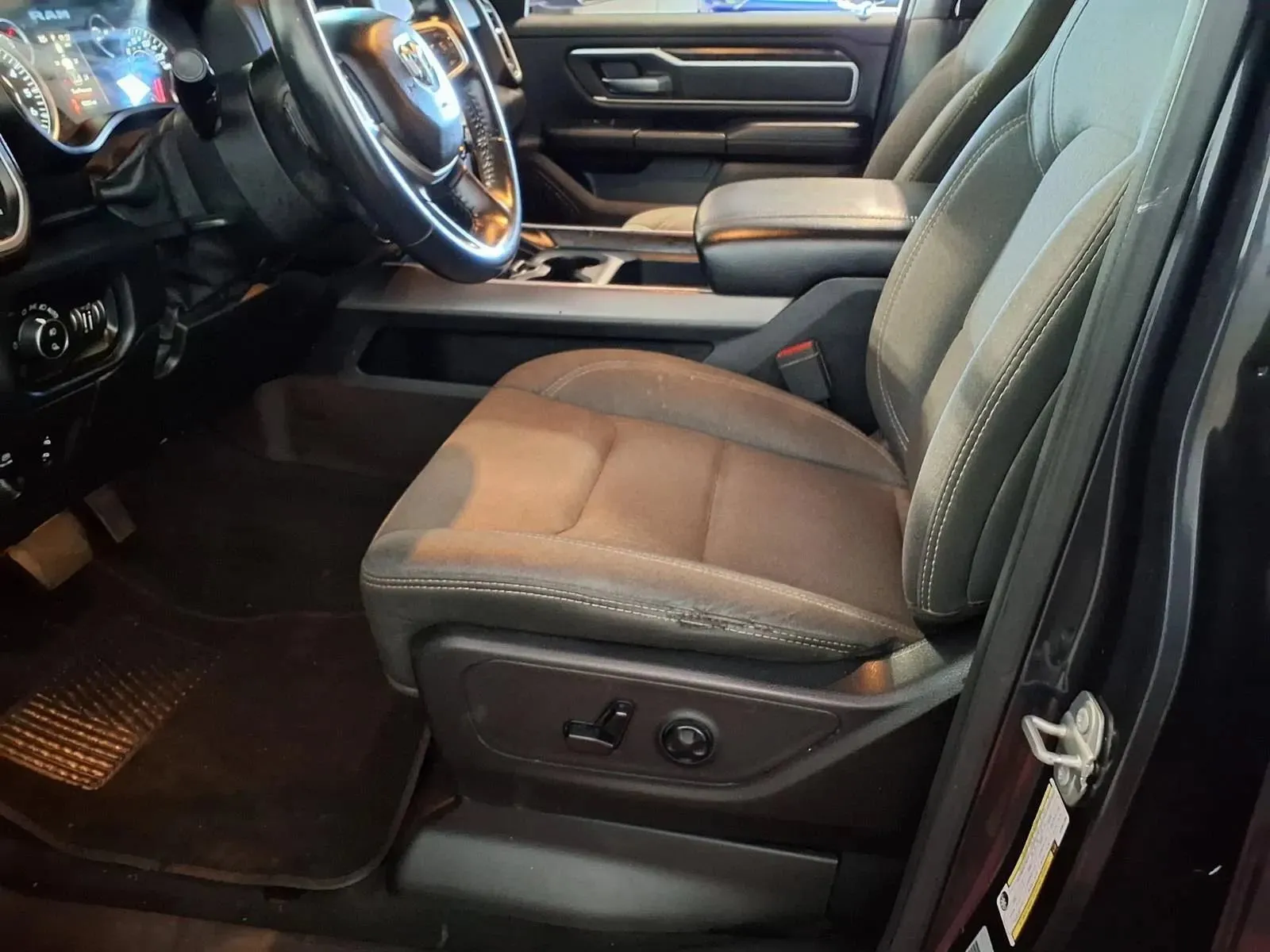 Ram 1500 photo 18