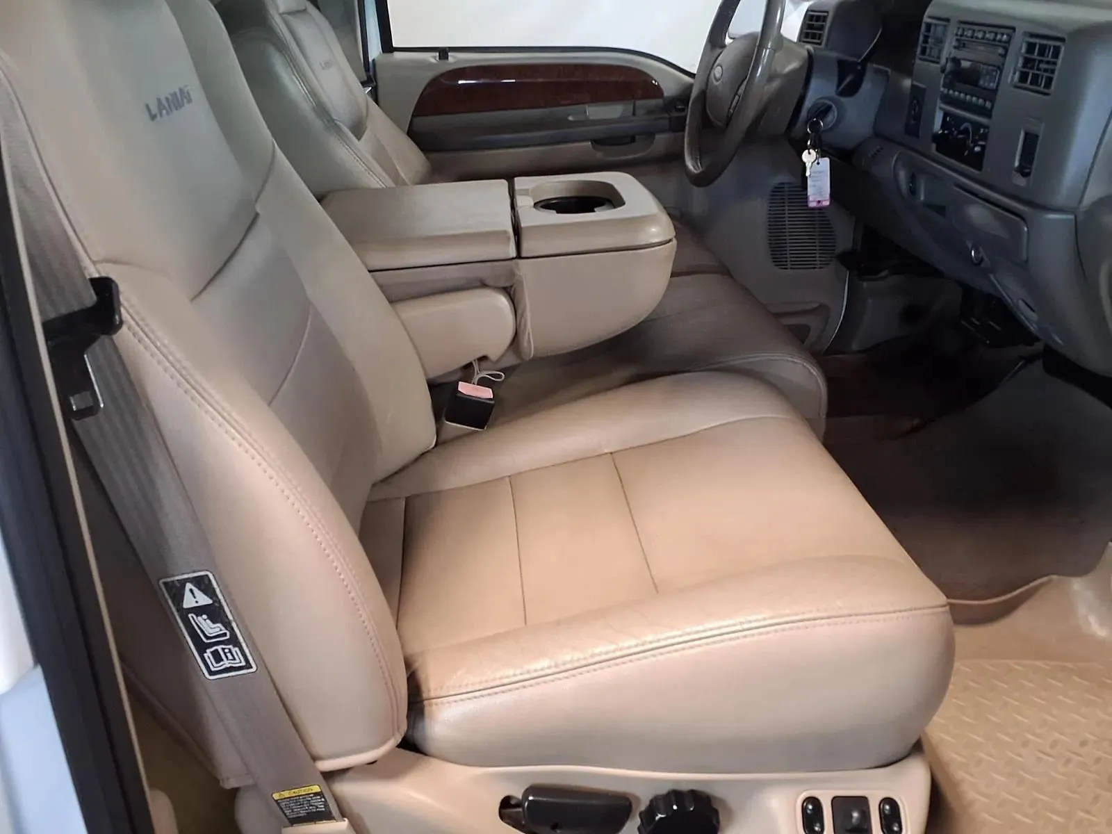 Ford F-350 photo 12