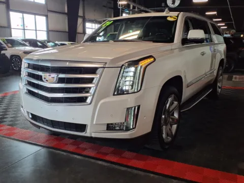More photos of 2020 Cadillac Escalade ESV Luxury at Gretna Auto Outlet, NE