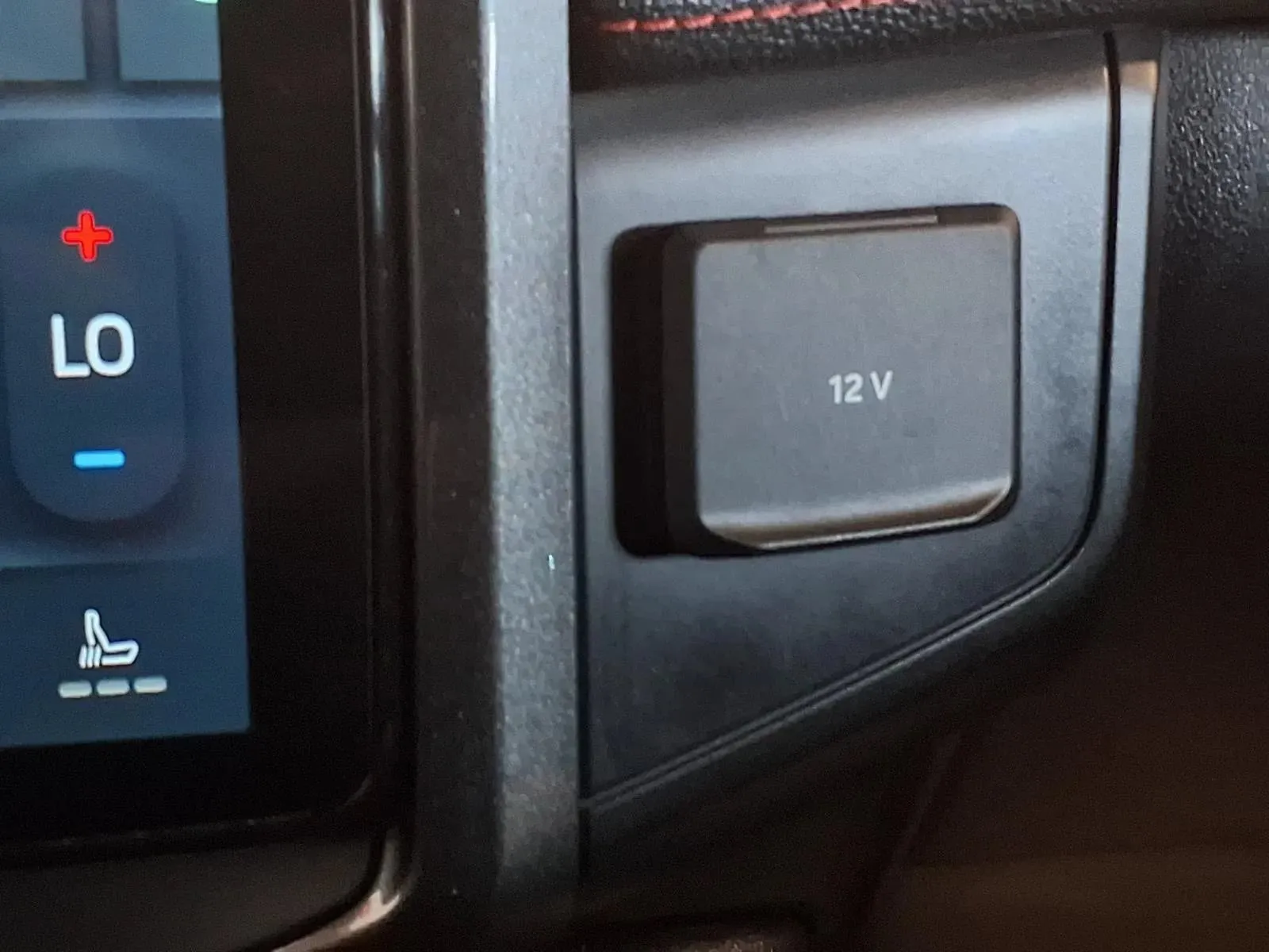 Ford Expedition MAX photo 22