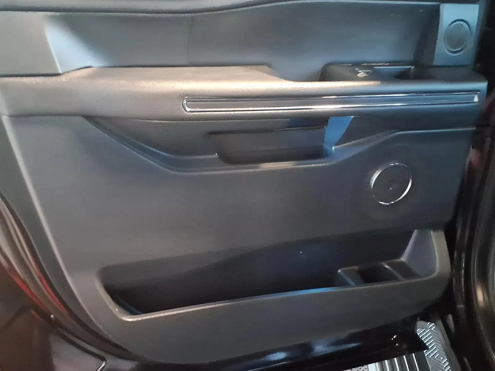 Ford Expedition MAX photo 15