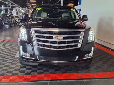 Another view of 2019 Cadillac Escalade Luxury for sale in Gretna, NE at Gretna Auto Outlet