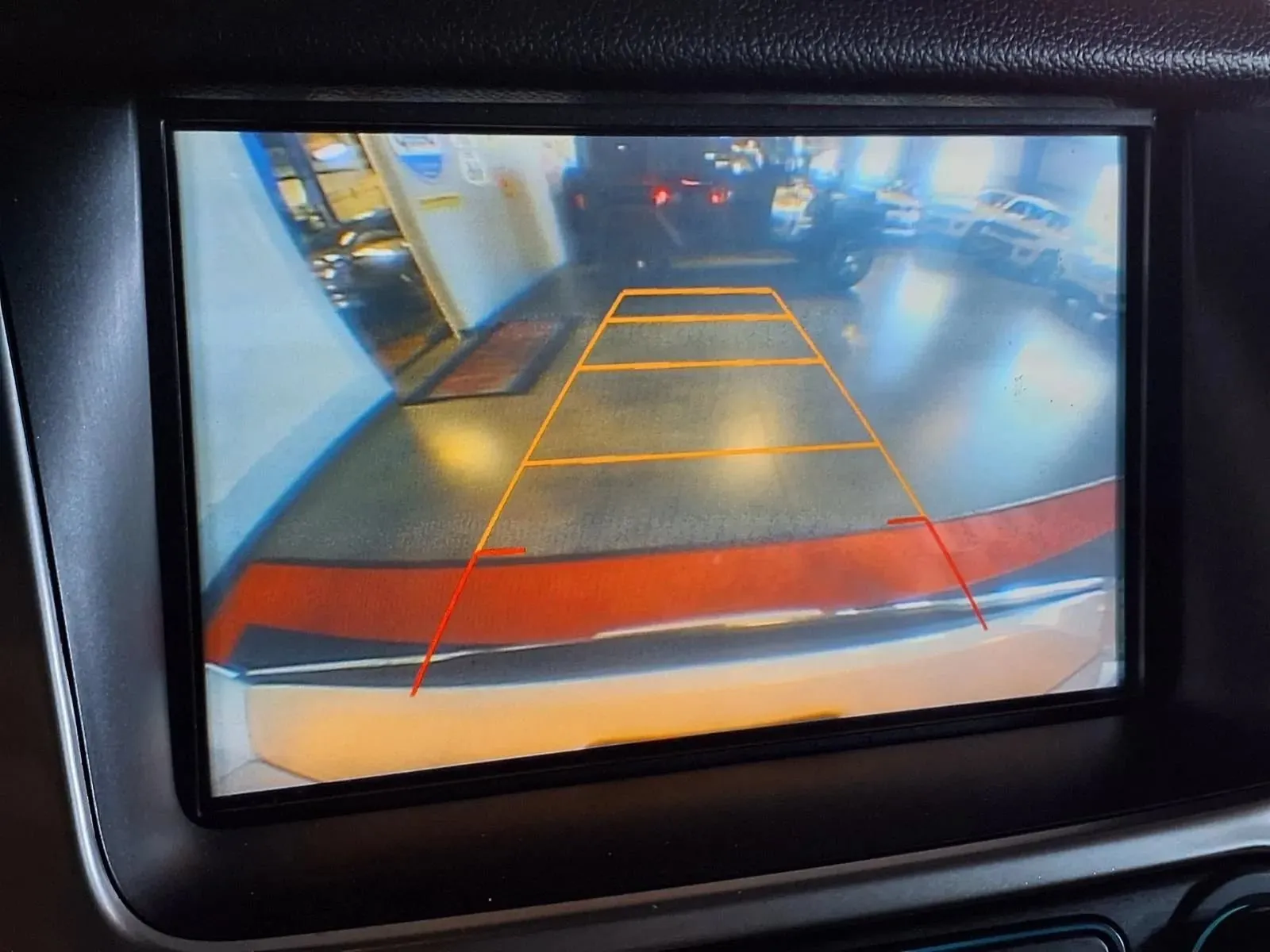Chevrolet Suburban photo 18