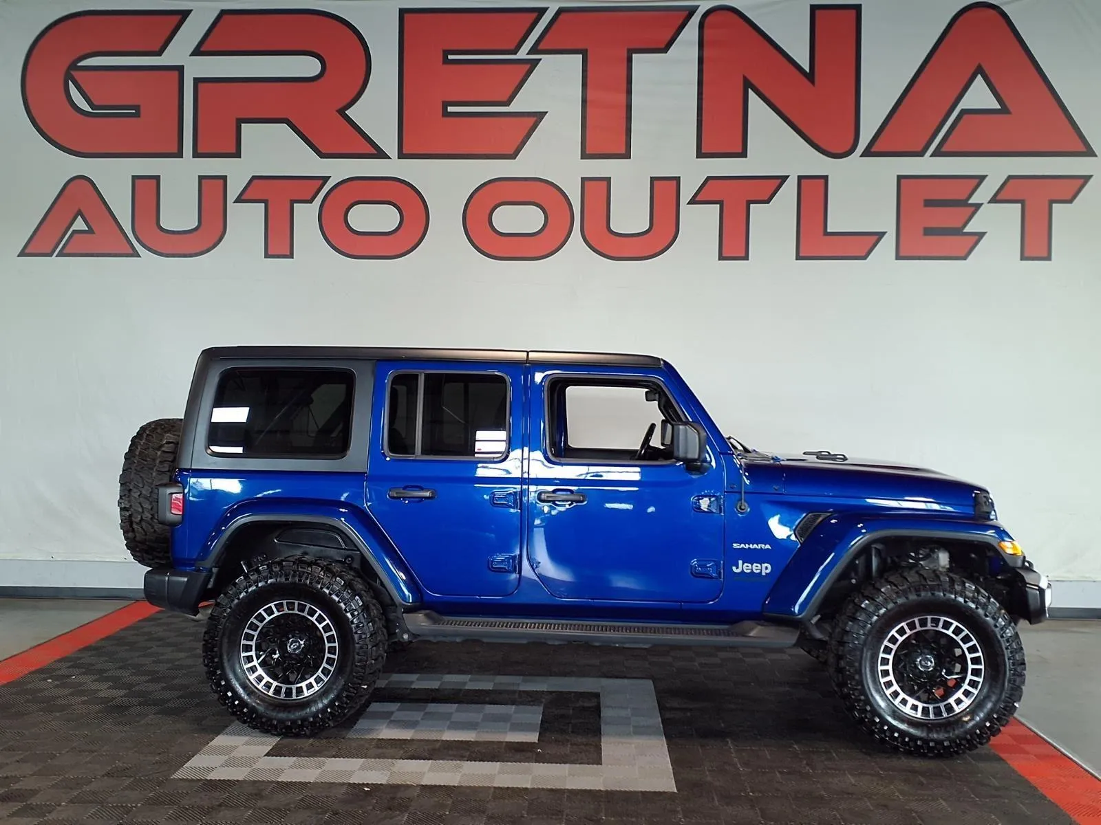Blue 2020 Jeep Wrangler Unlimited Sahara for sale in Gretna, NE
