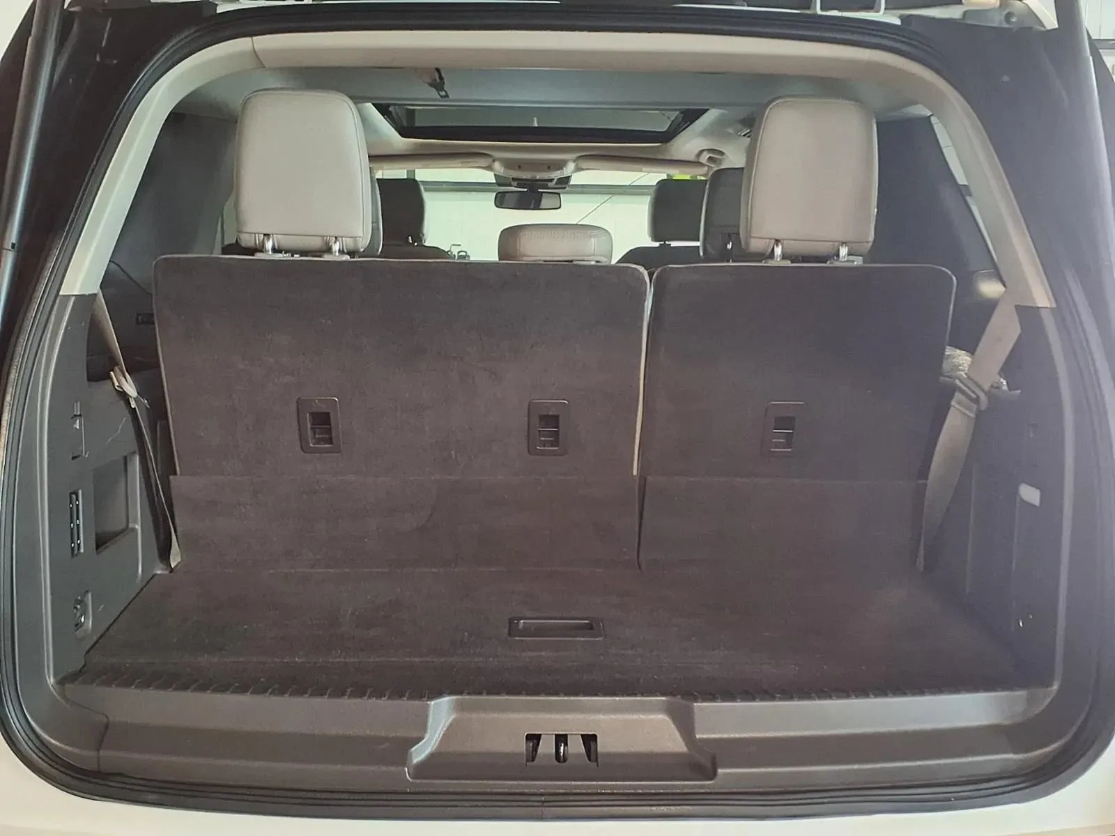 Ford Expedition photo 7
