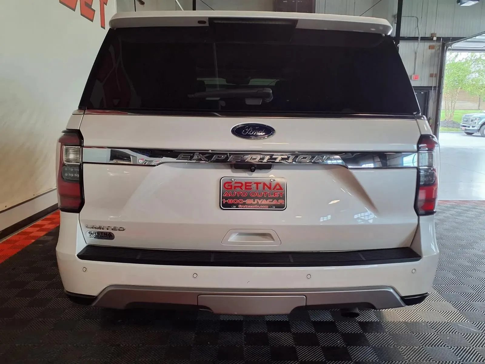 Ford Expedition photo 6