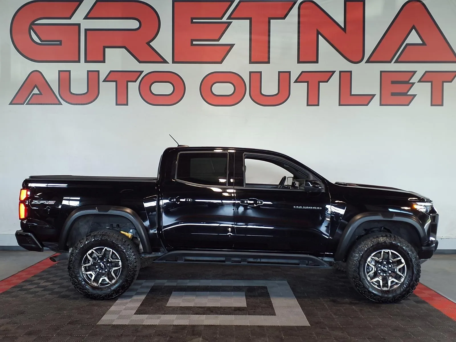 Black 2024 Chevrolet Colorado ZR2 for sale in Gretna, NE