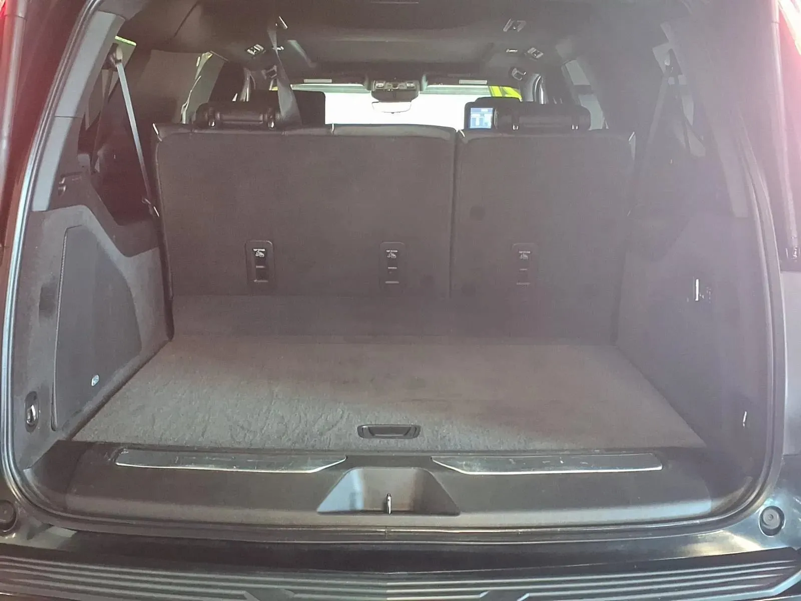 Cadillac Escalade ESV photo 7