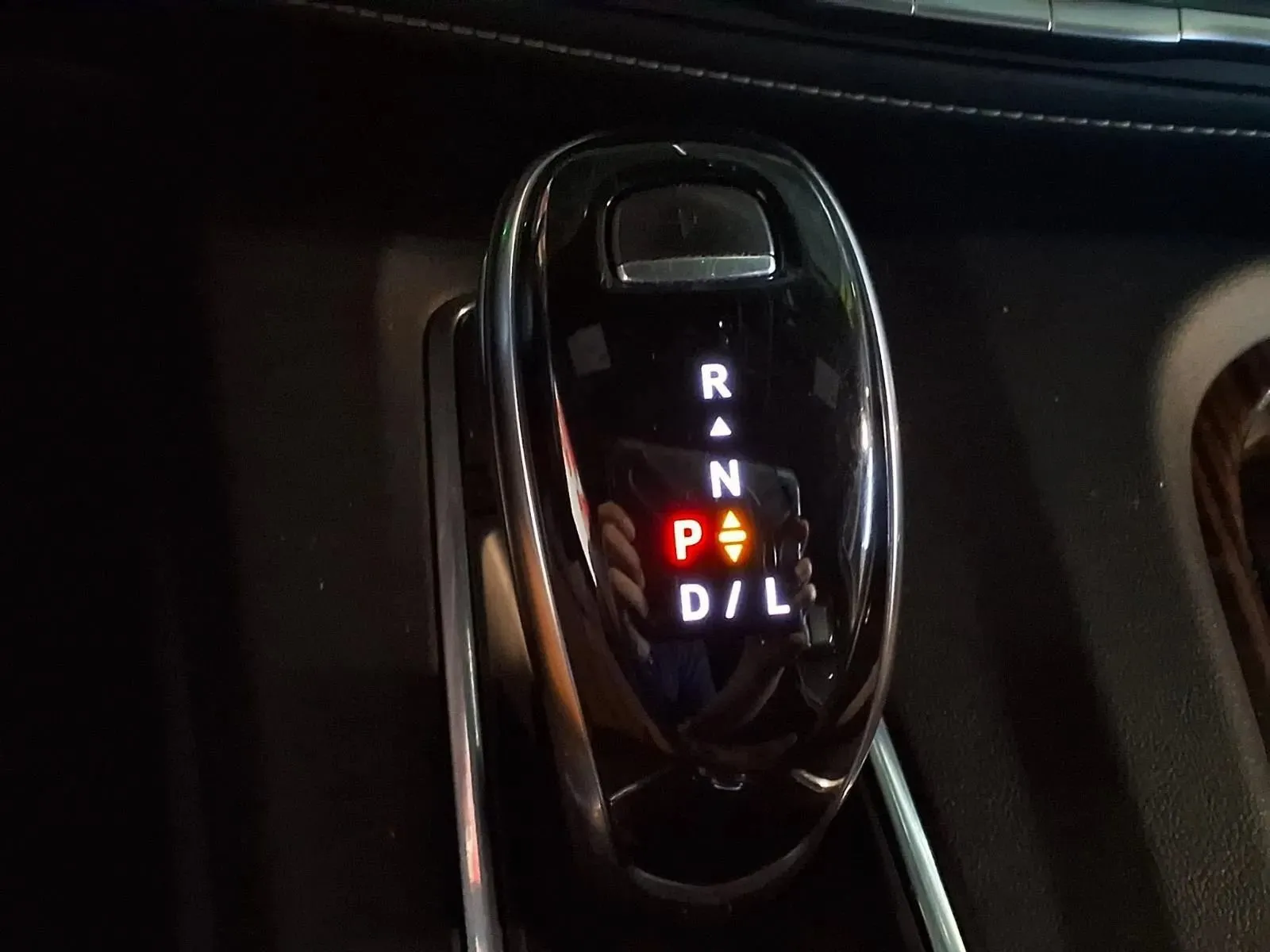 Cadillac Escalade ESV photo 22