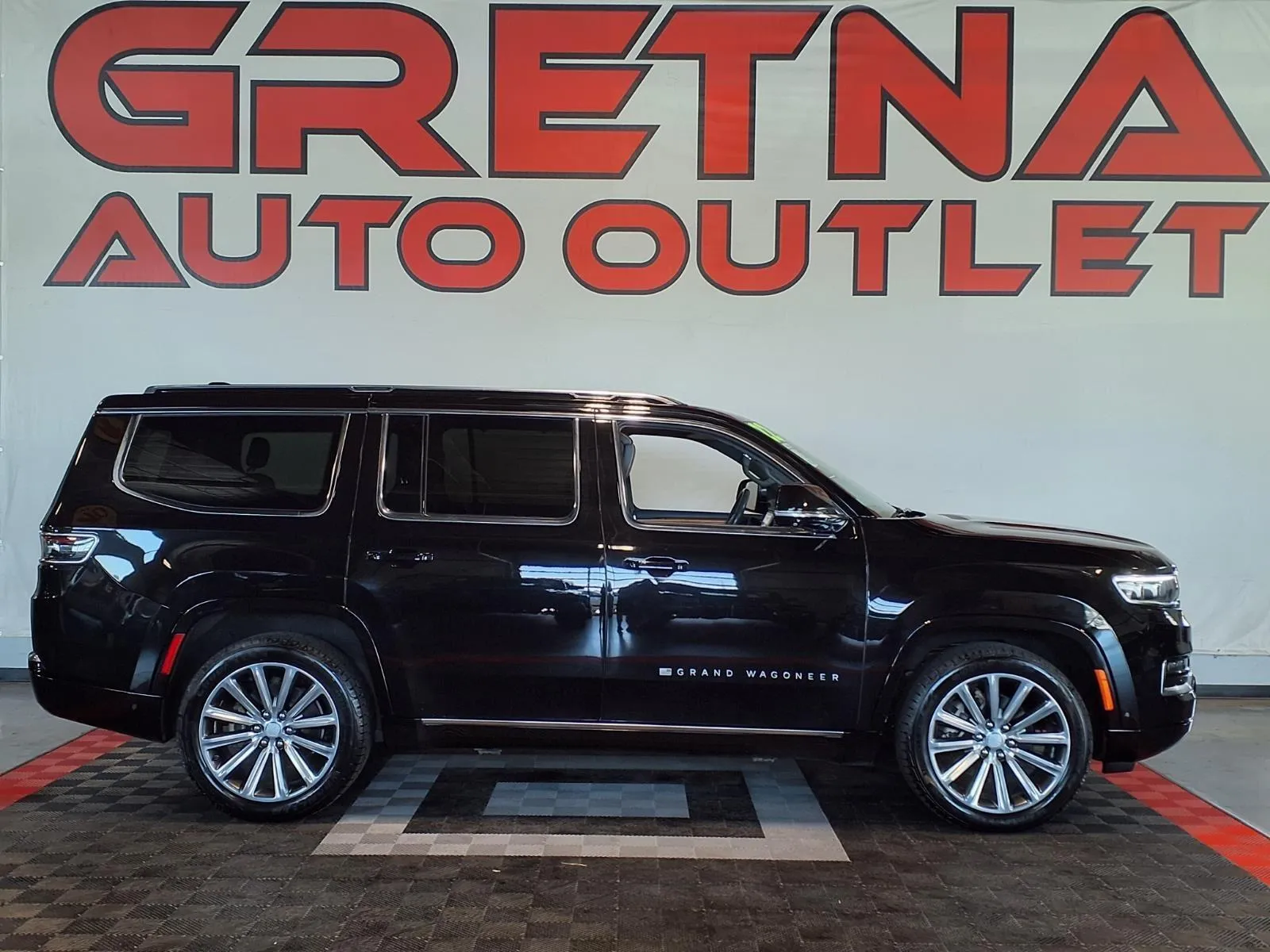 Black 2022 Jeep Grand Wagoneer Series II for sale in Gretna, NE