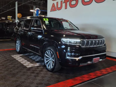 Photos of 2022 Jeep Grand Wagoneer Series II for sale in Gretna, NE at Gretna Auto Outlet