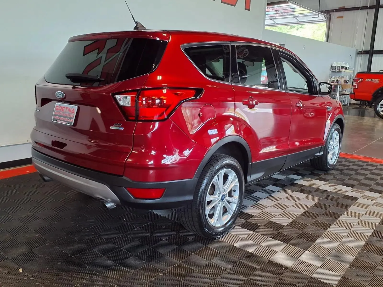 Ford Escape photo 6