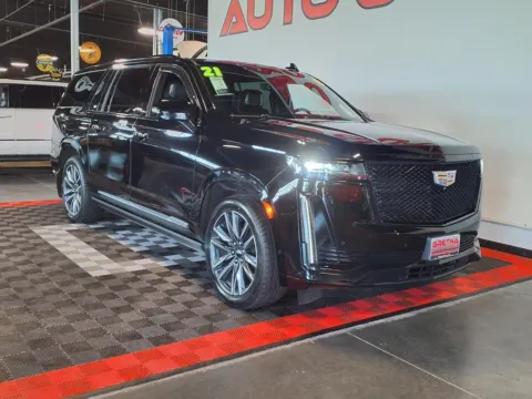 Photos of 2021 Cadillac Escalade ESV Sport Platinum for sale in Gretna, NE at Gretna Auto Outlet