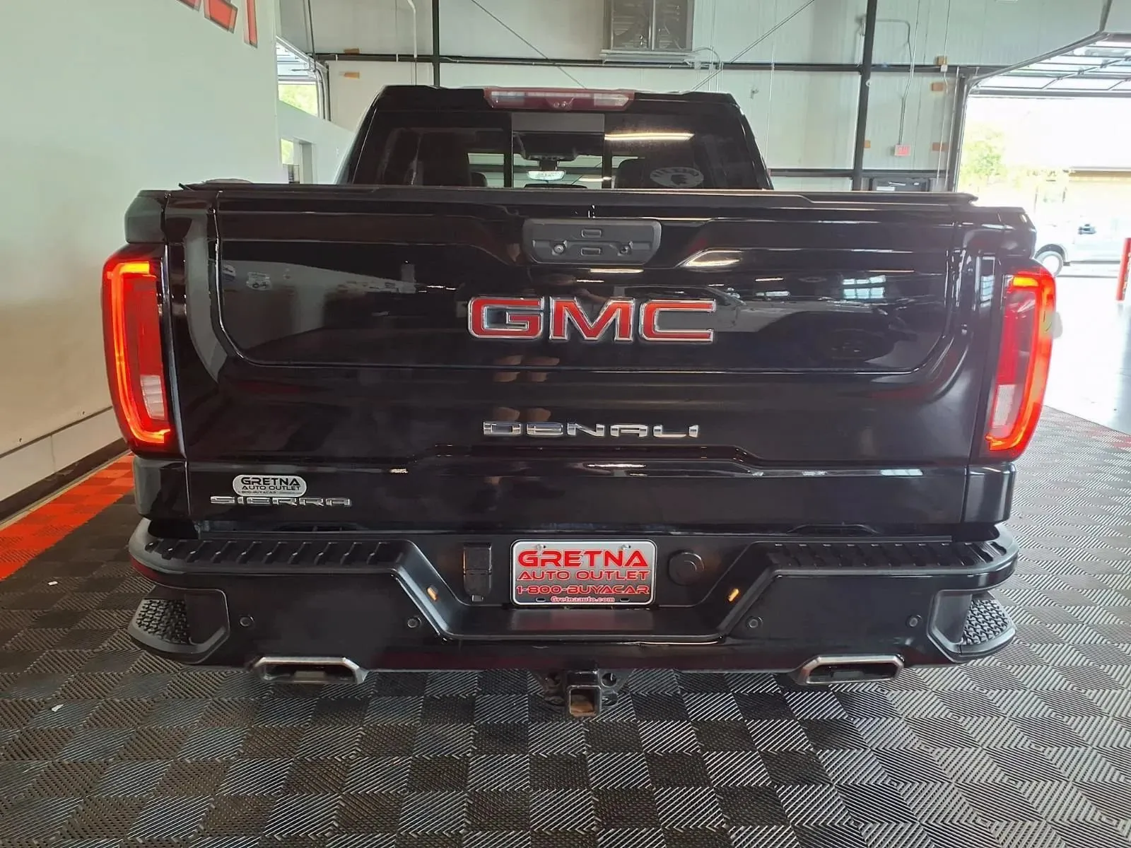 GMC Sierra photo 6