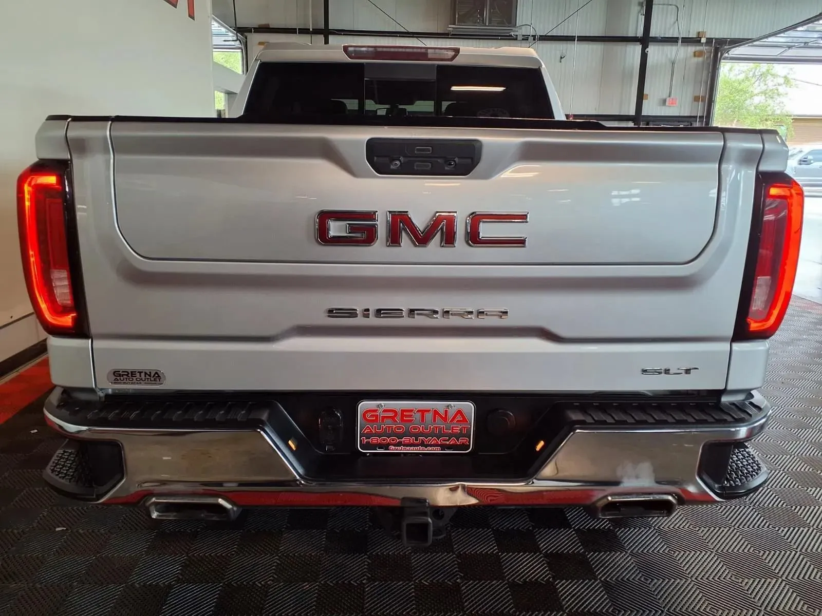GMC Sierra photo 6