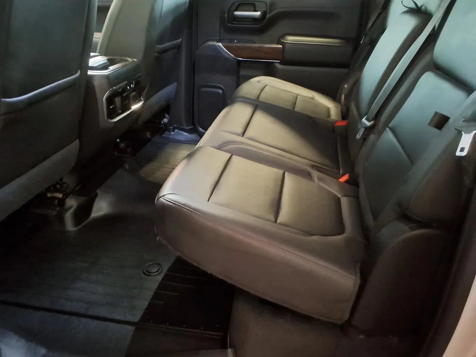 GMC Sierra photo 14