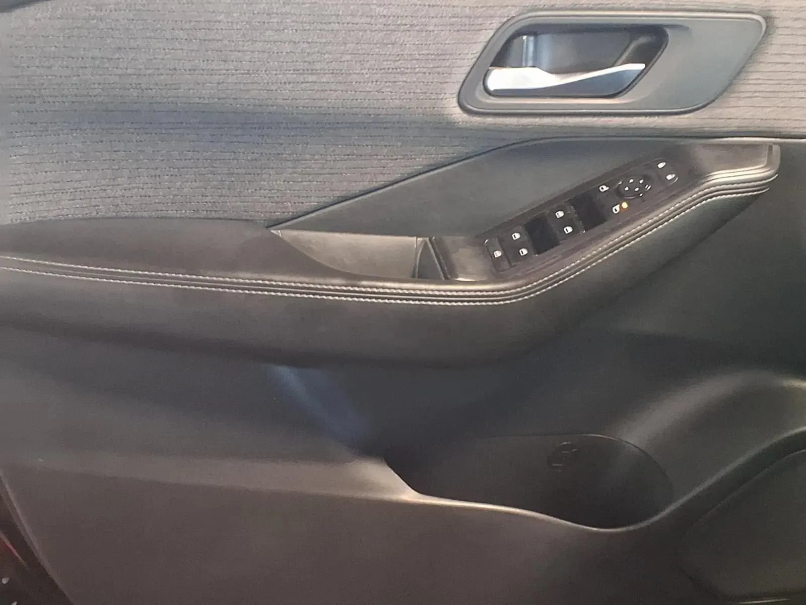 Nissan Rogue photo 16