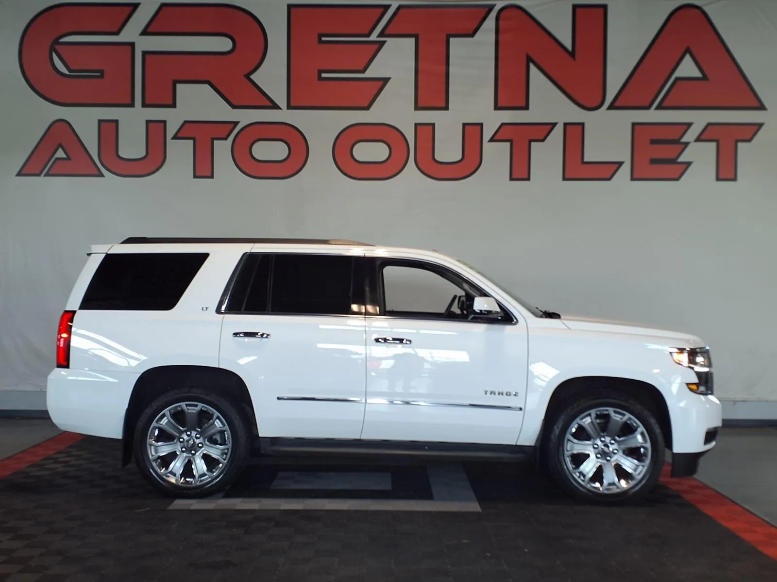 White 2015 Chevrolet Tahoe LT for sale in Gretna, NE