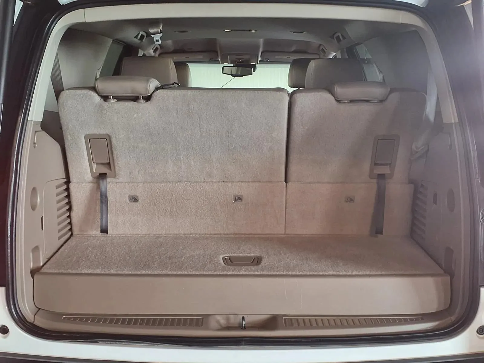 Chevrolet Tahoe photo 7