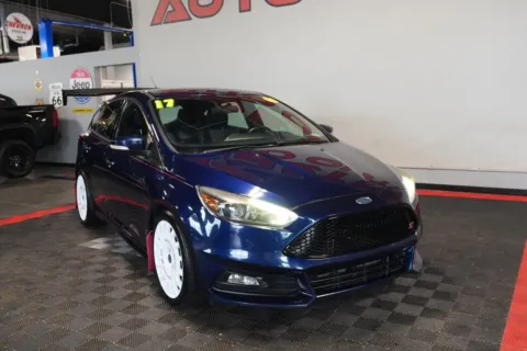 Photos of 2017 Ford Focus ST for sale in Gretna, NE at Gretna Auto Outlet