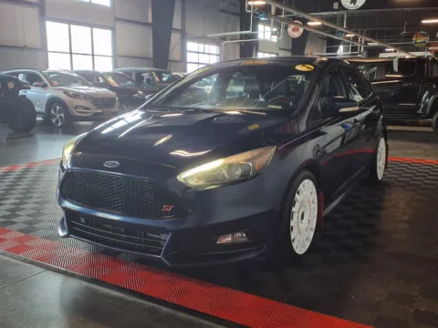 More photos of 2017 Ford Focus ST at Gretna Auto Outlet, NE