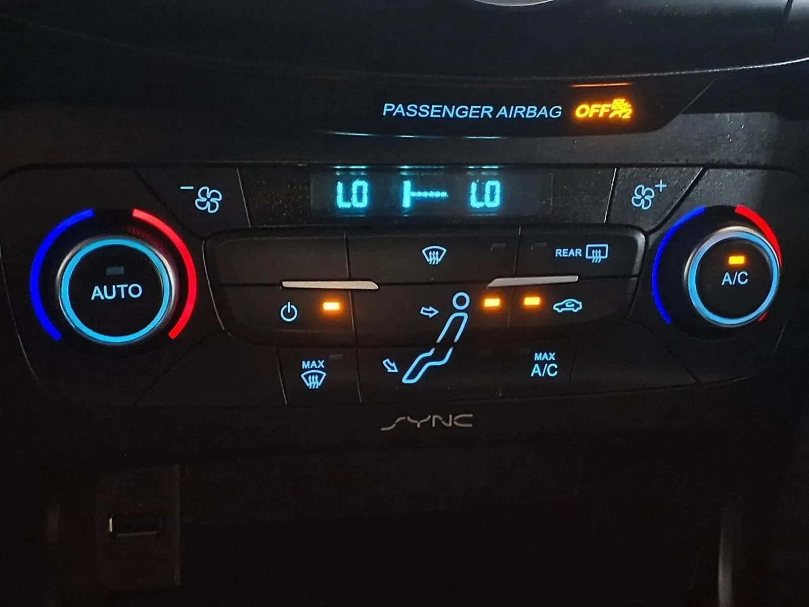 Ford Focus photo 21