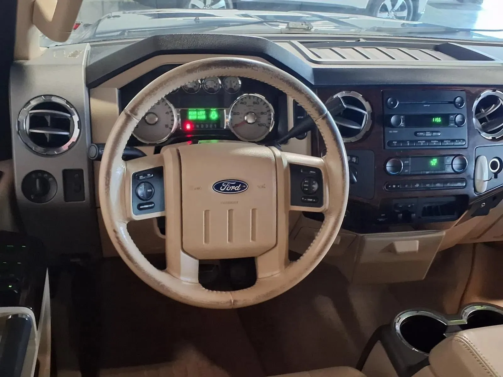 Ford F-250 photo 14