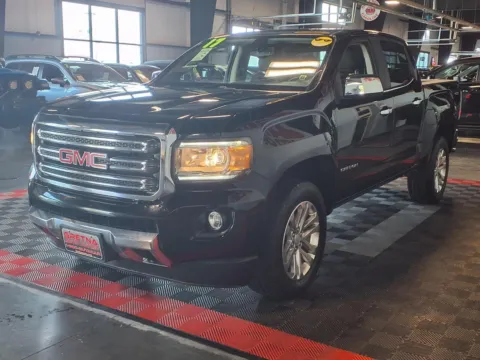More photos of 2017 GMC Canyon SLT at Gretna Auto Outlet, NE