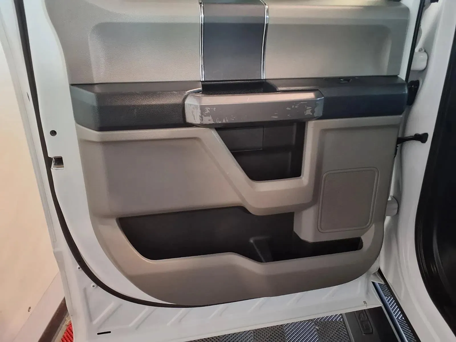 Ford F-250 photo 12