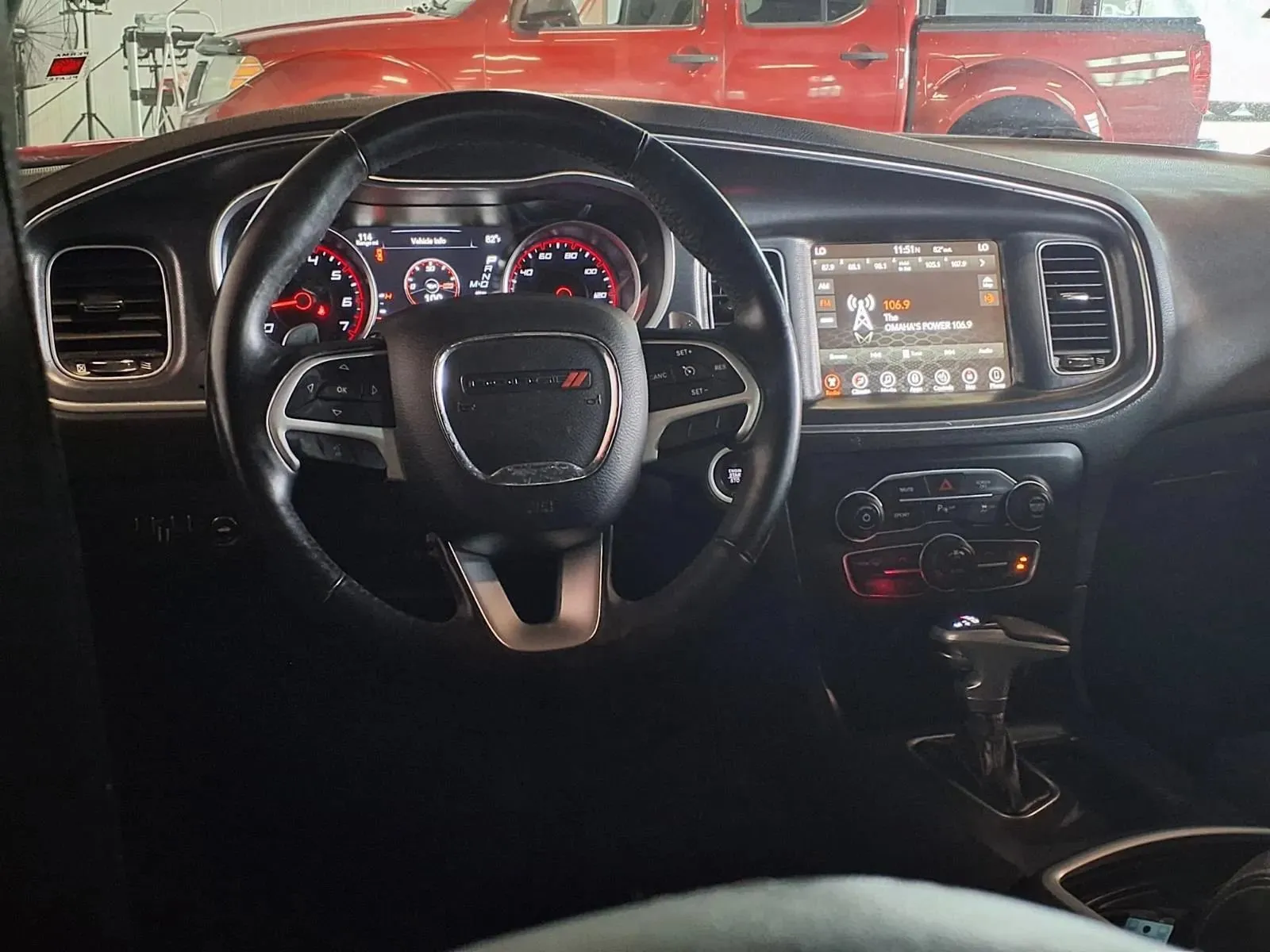 Dodge Charger photo 14
