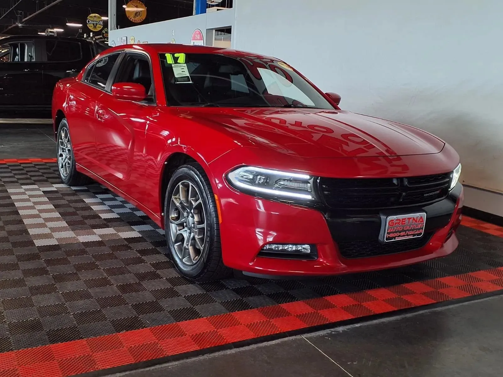 Dodge Charger photo 2