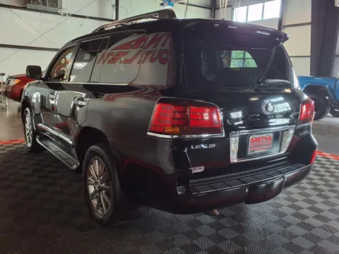 More photos of 2010 Lexus LX 570 at Gretna Auto Outlet, NE