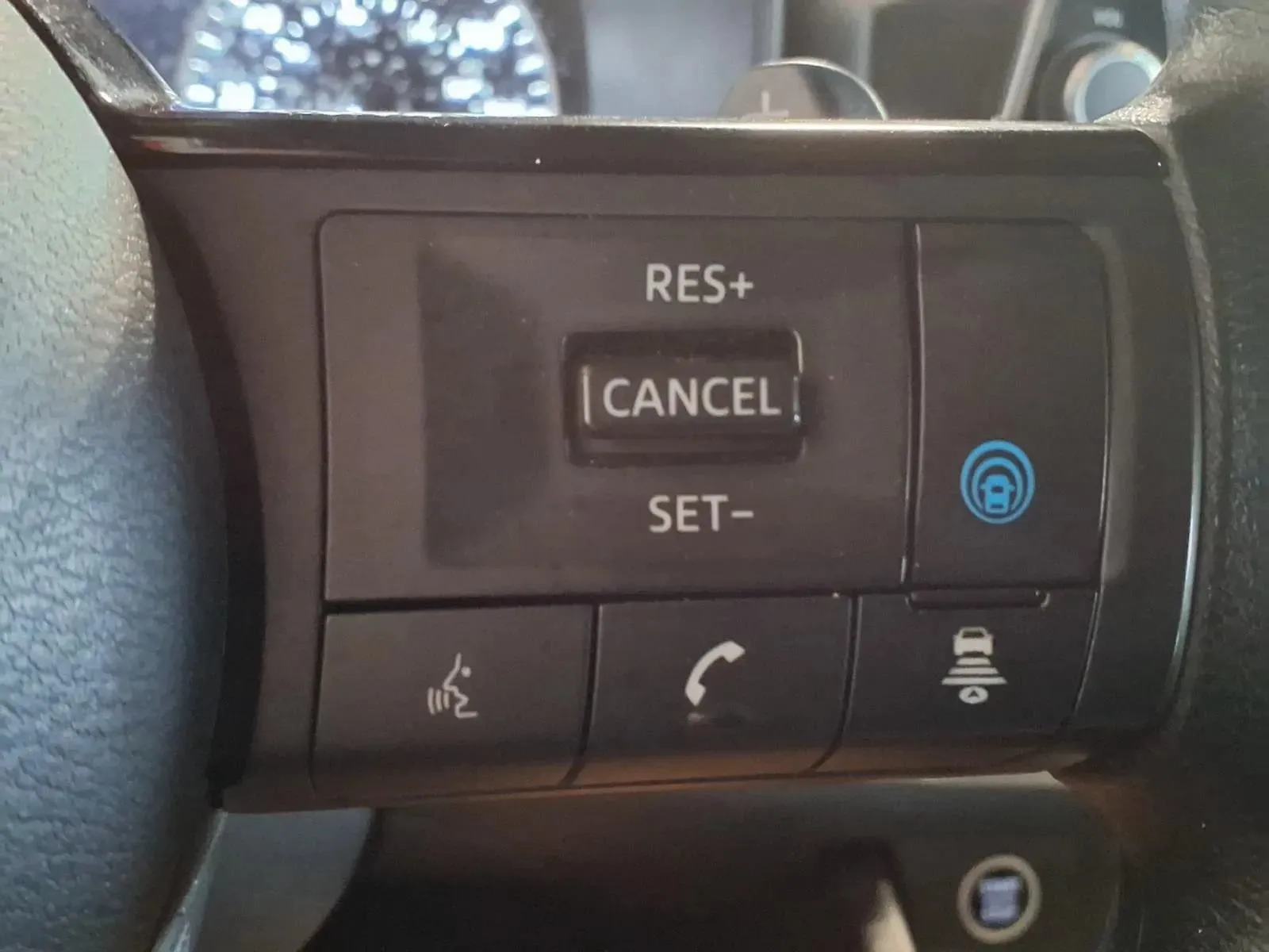 Nissan Rogue photo 24