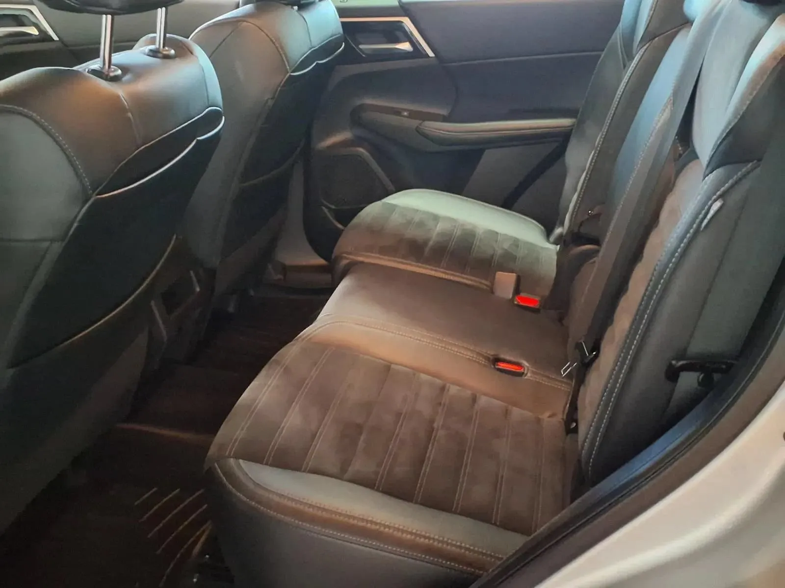 Mitsubishi Outlander photo 15