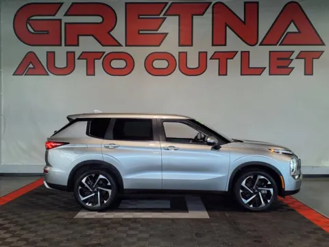 Silver 2022 Mitsubishi Outlander SE for sale in Gretna, NE