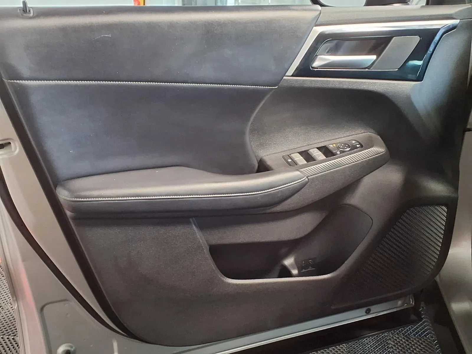 Mitsubishi Outlander photo 17