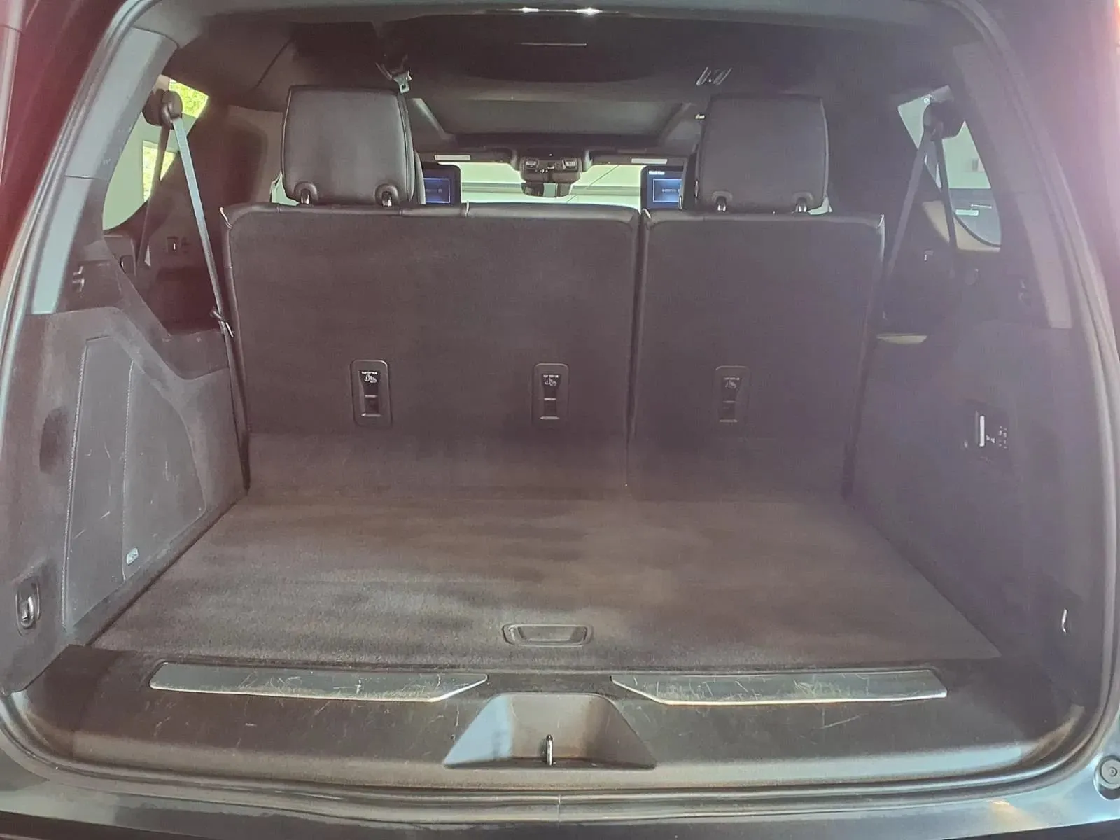 Cadillac Escalade ESV photo 7