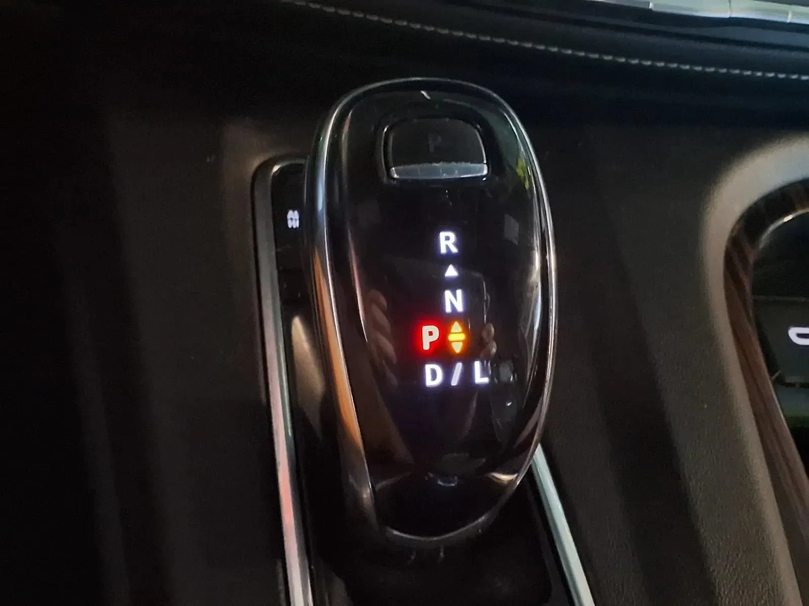 Cadillac Escalade ESV photo 22