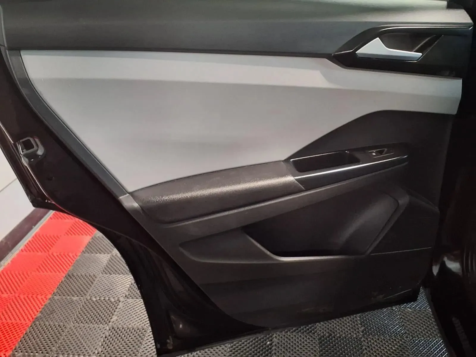 Volkswagen Taos photo 13