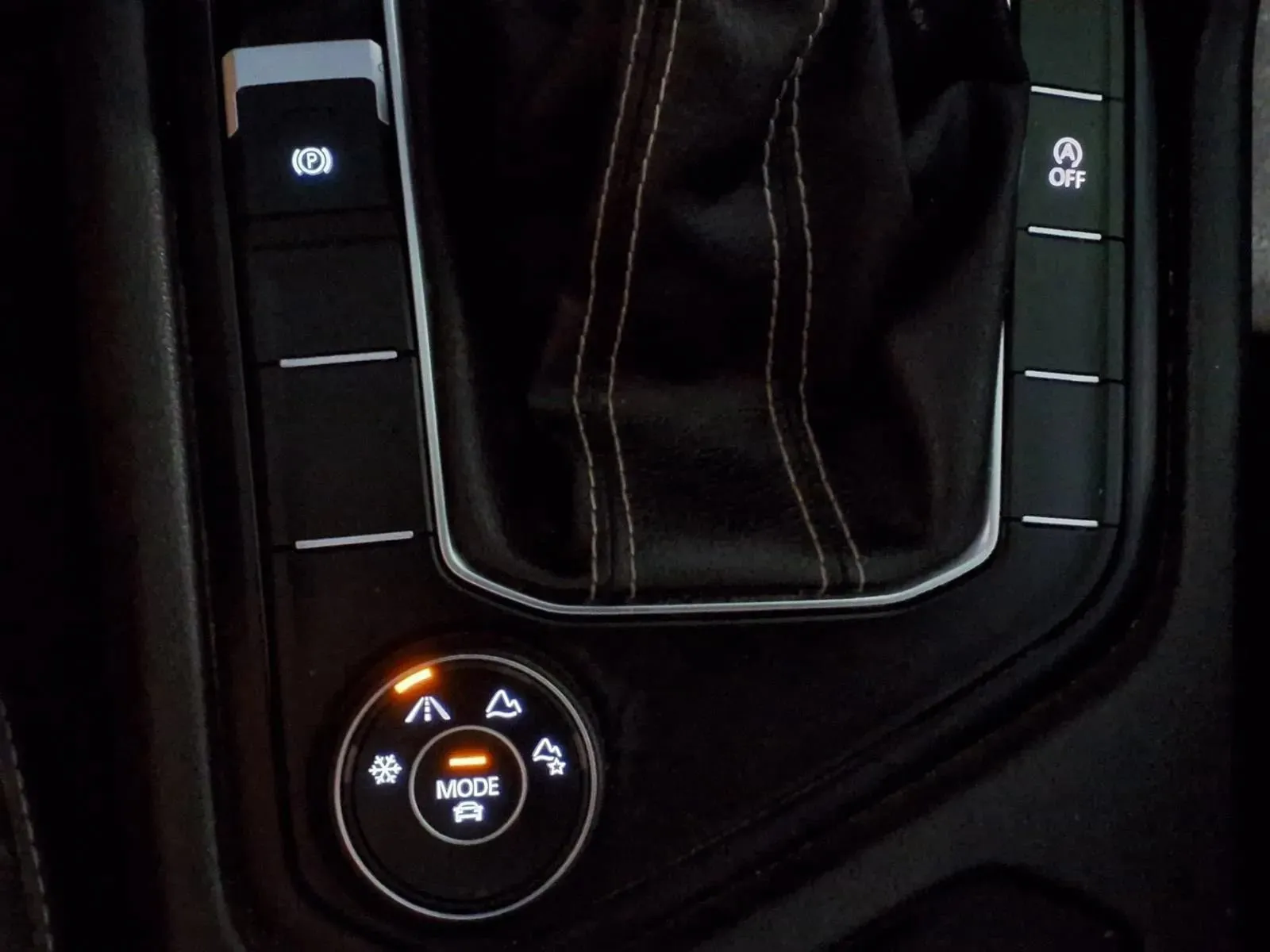 Volkswagen Taos photo 22