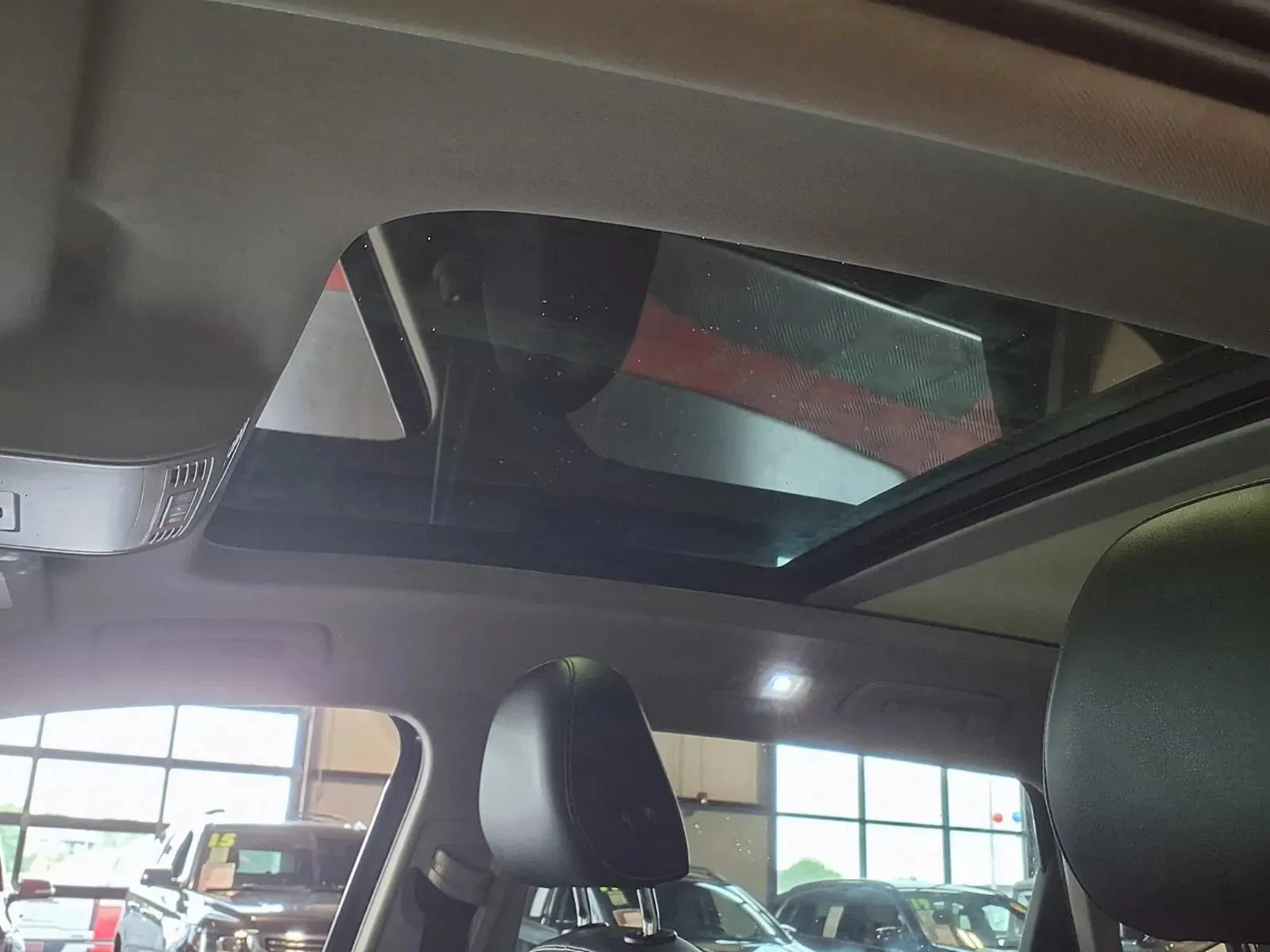 Volkswagen Taos photo 18