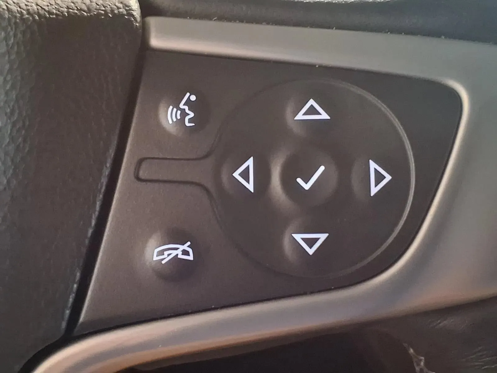 GMC Yukon photo 24