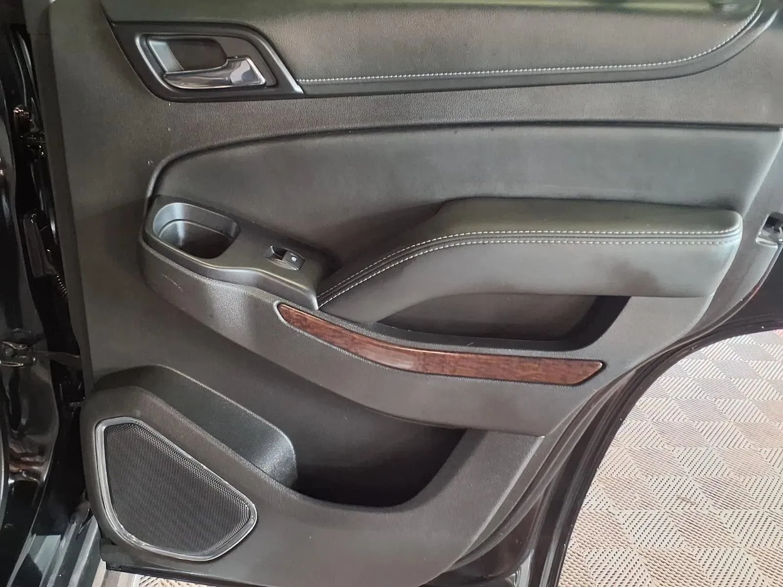 GMC Yukon photo 10